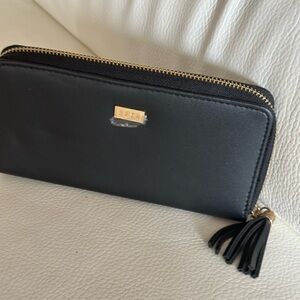 New BEYA 100% PVC Wallet Size 7/5” /3 3/4”